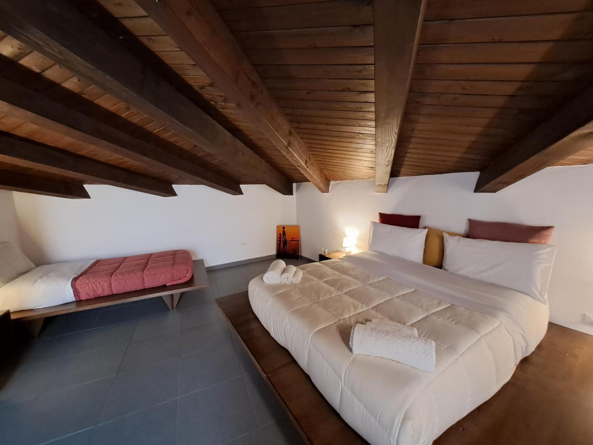 Sopra Moltivolti Guesthouse Palermo Quarto foto
